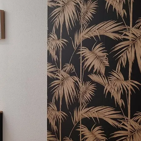 Le Voltaire Centre Apartman *